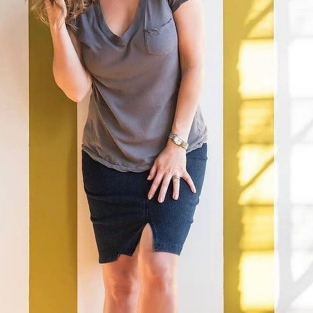 SVELTE SHAPEWEAR SKIRT Large